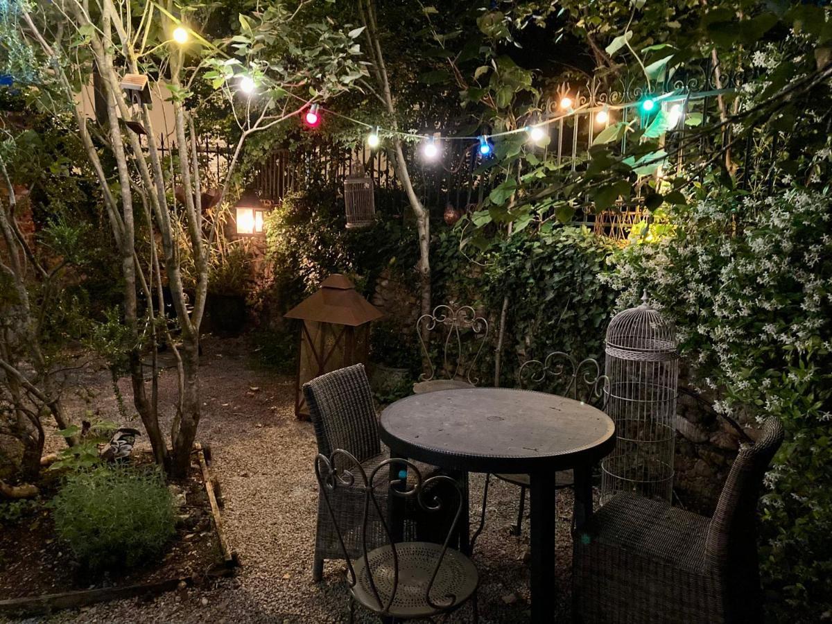 16 Bis-Gite-Hotel-Studio Marssac-sur-Tarn 外观 照片